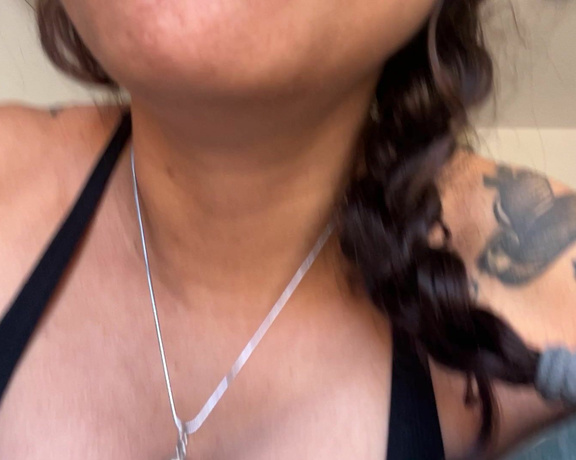 ManyVids - Queenstarb - YOURE STARS TINY SLAVE
