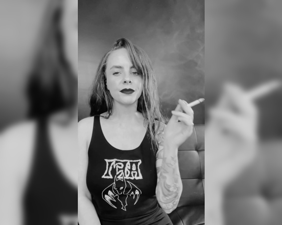 ManyVids - Dani Lynn - Smoking in Black and White 2