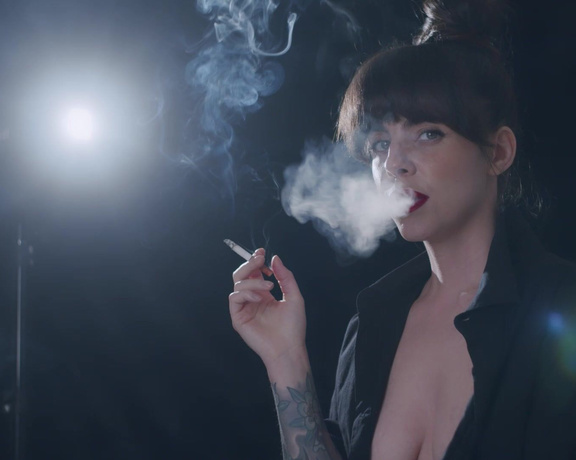 ManyVids - Dani Lynn - Smoking in Your Work Shirt