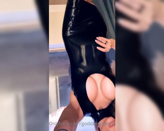 GoddessPlatinum aka Goddessplatinum OnlyFans - Come clean my latex with your tongue loser!