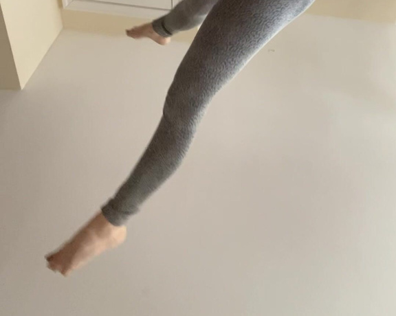 CatPrincess aka Catprincessfeet OnlyFans - Just hanging around