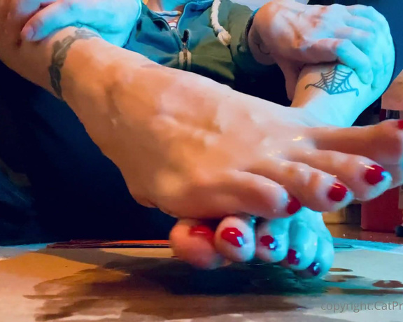 CatPrincess aka Catprincessfeet OnlyFans - Slip onto you