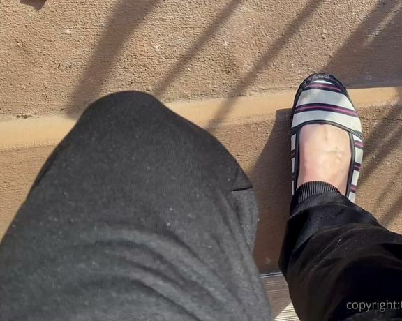 CatPrincess aka Catprincessfeet OnlyFans - Outside barefoot again