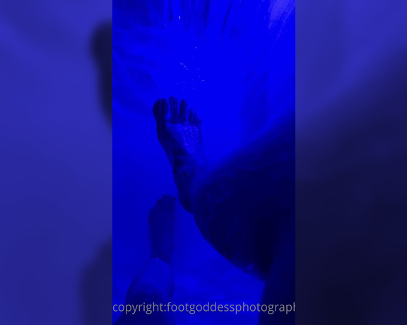 CatPrincess aka Catprincessfeet OnlyFans - Shower slomo feet 1