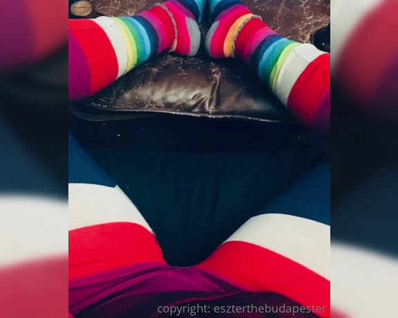 CatPrincess aka Catprincessfeet OnlyFans - a short showcase of some older foot picsdidnt start this yesterday, bichezzone with mus 1