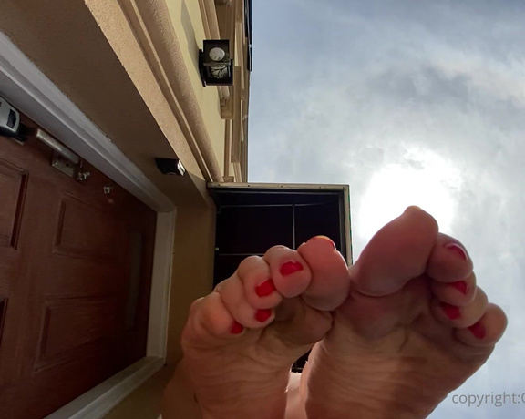 CatPrincess aka Catprincessfeet OnlyFans - You already know she wont spare youas you lay there helpless, beneath your Giantess feet, she 1