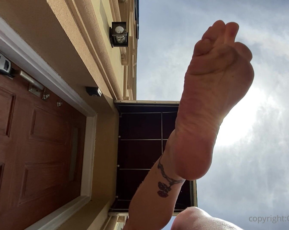 CatPrincess aka Catprincessfeet OnlyFans - You already know she wont spare youas you lay there helpless, beneath your Giantess feet, she 1