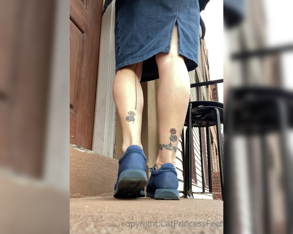 CatPrincess aka Catprincessfeet OnlyFans - Barefoot in sneakers watch as i slip out of my old shoes and stretch my sexy mature feet 2