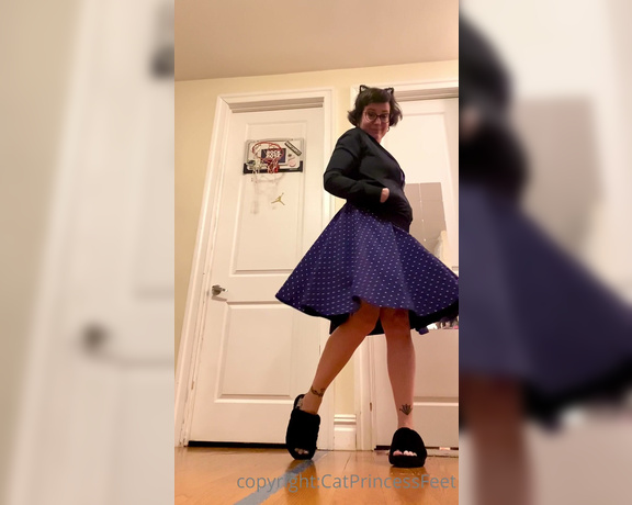 CatPrincess aka Catprincessfeet OnlyFans - Twirly skirt and long legs Goood morning, fckr Scroll for slomo video Tip for my coffee 7