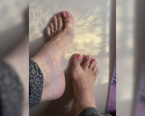 CatPrincess aka Catprincessfeet OnlyFans - Morning light 1