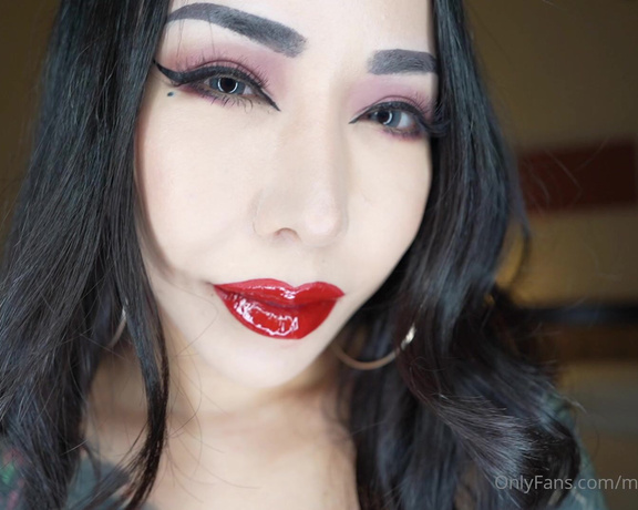 Mistress Youko aka Mistressyouko OnlyFans - My gaze, red lips and saliva make you thirstier and thirstier