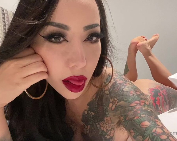 Mistress Youko aka Mistressyouko OnlyFans - Hey slave, did you already lock up your useless cock I know my perfectly make upped face makes you w