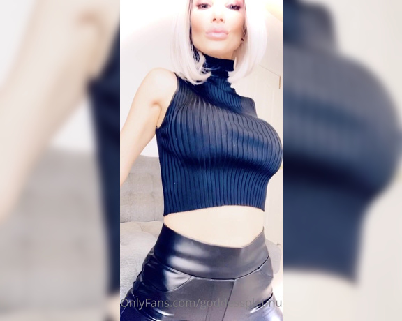 GoddessPlatinum aka Goddessplatinum OnlyFans - Don’t you wish you could come serve