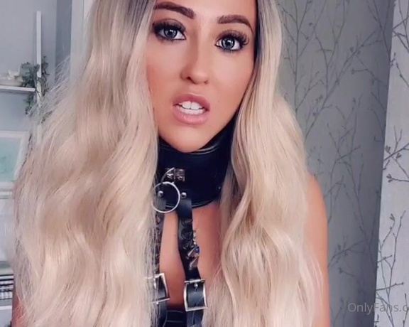 Miss Evie Lock aka Missevielock OnlyFans - I keep My slaves denied for a long time, and I keep their keys