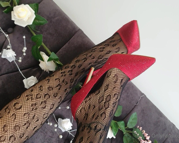 Miss Evie Lock aka Missevielock OnlyFans - Your cocks throbbing for My red sparkly heels, isnt it bitch