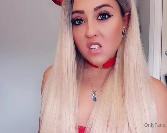 Miss Evie Lock aka Missevielock OnlyFans - Im going to lock that cock between your legs and keep it that