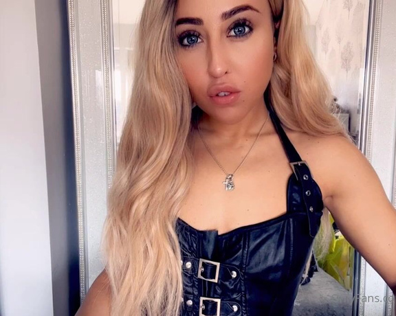 Miss Evie Lock aka Missevielock OnlyFans - Open wide, cucky! I have a tasty treat for you, I’m going