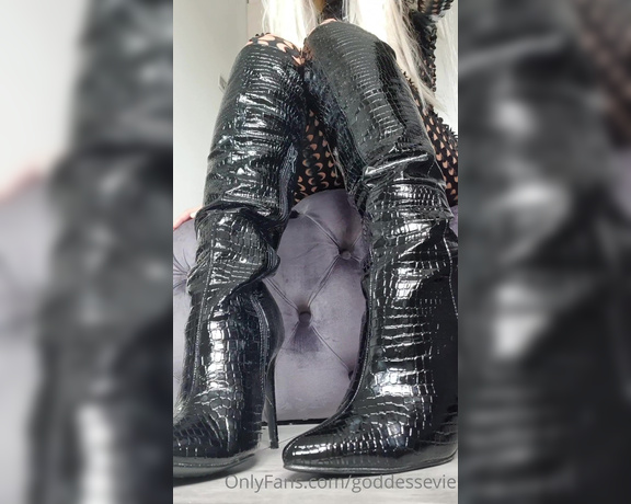 Miss Evie Lock aka Missevielock OnlyFans - I want your balls underneath My boot, so I can crush them into