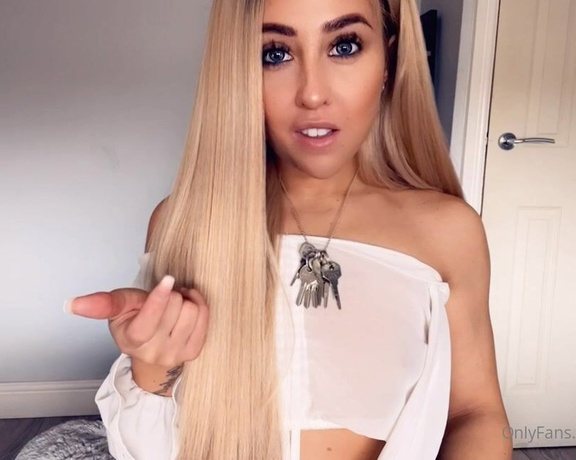 Miss Evie Lock aka Missevielock OnlyFans - I DARE you to try and take your chastity keys from around