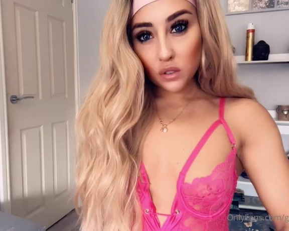 Miss Evie Lock aka Missevielock OnlyFans - No woman wants to date a loser with a tiny cock and that