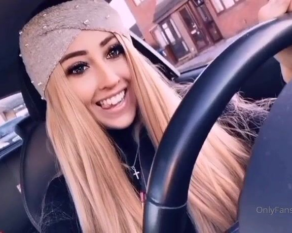 Miss Evie Lock aka Missevielock OnlyFans - I dont know whose chastity keys I just threw out of My car win