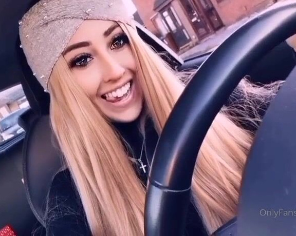 Miss Evie Lock aka Missevielock OnlyFans - I dont know whose chastity keys I just threw out of My car win