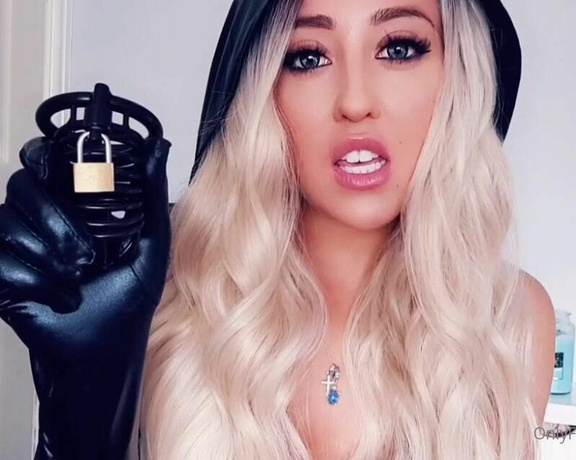 Miss Evie Lock aka Missevielock OnlyFans - Did you know that chastity is one of My favourite kinks If not