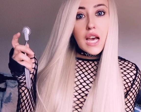 Miss Evie Lock aka Missevielock OnlyFans - Hello there, subby! Daddy wants to tie up your vulnerable balls