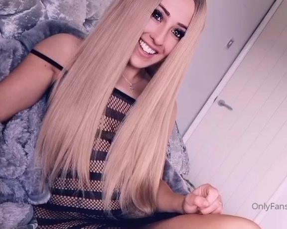 Miss Evie Lock aka Missevielock OnlyFans - I want to take away your favourite toy! I want to lock it away