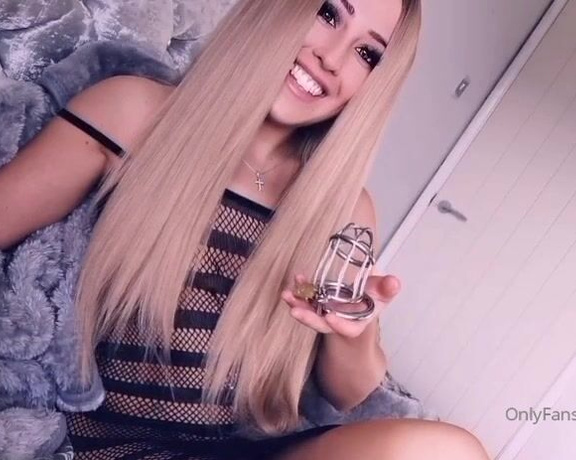 Miss Evie Lock aka Missevielock OnlyFans - I want to take away your favourite toy! I want to lock it away