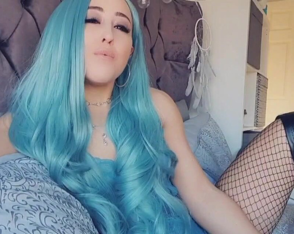 Miss Evie Lock aka Missevielock OnlyFans - Hello, My weak horny bitches Im the Queen of chastity and