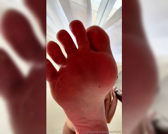 NaughtyShanti aka Naughtyshanti OnlyFans - You’re my foot slave and your job is to clean my dirty stinky
