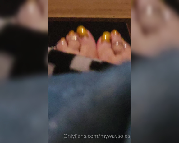 AB aka Mywaysoles OnlyFans - Yellow shoe drops