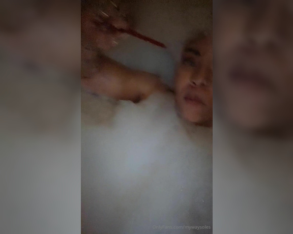 AB aka Mywaysoles OnlyFans - Crazy bubble bath time