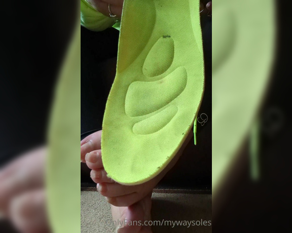 AB aka Mywaysoles OnlyFans - How you like those gym feet!!