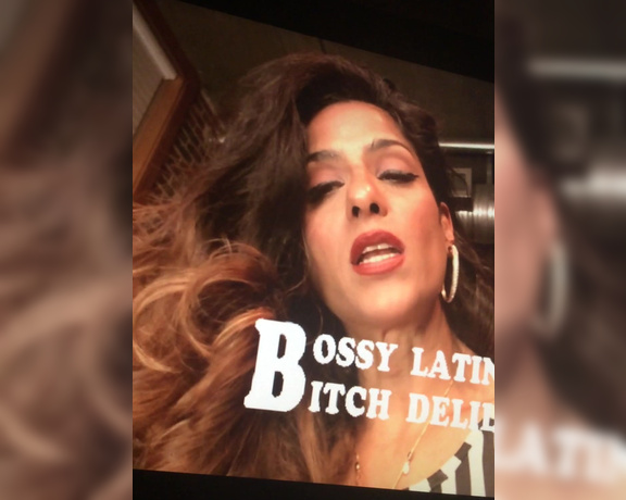 Bossy Ass Delilah aka Bossyassdelilah OnlyFans - Extra bonus for my members only, your support means everything to meHers a gift from OFF THE CUTT