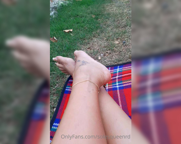 Meryann aka Solesqueenrd OnlyFans - Happy Monday morning soles soles, toes and