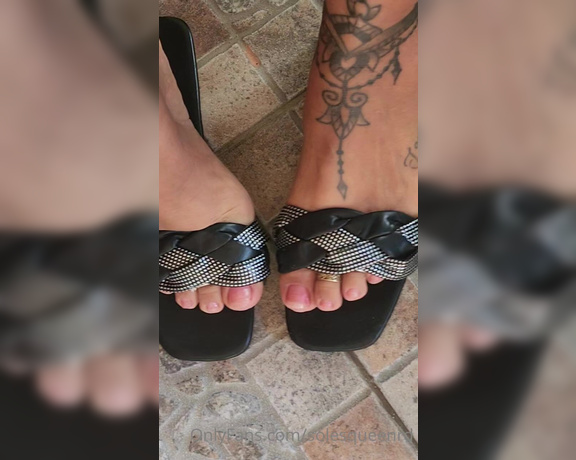 Meryann aka Solesqueenrd OnlyFans - New sandals a bday gift  and my short toenails for my babies who love it short Like and comm