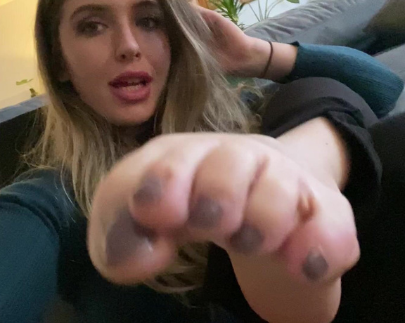 Goddess Bella aka Thecruelmistress OnlyFans - Worship my feet