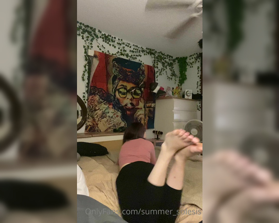 Summer Solesis aka Summer_solesis OnlyFans - How would you describe this video I just love the vibe my room has