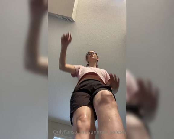 Summer Solesis aka Summer_solesis OnlyFans - Pink Giantess stomping