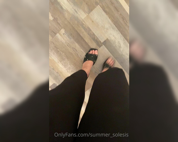 Summer Solesis aka Summer_solesis OnlyFans - Cute shoe play