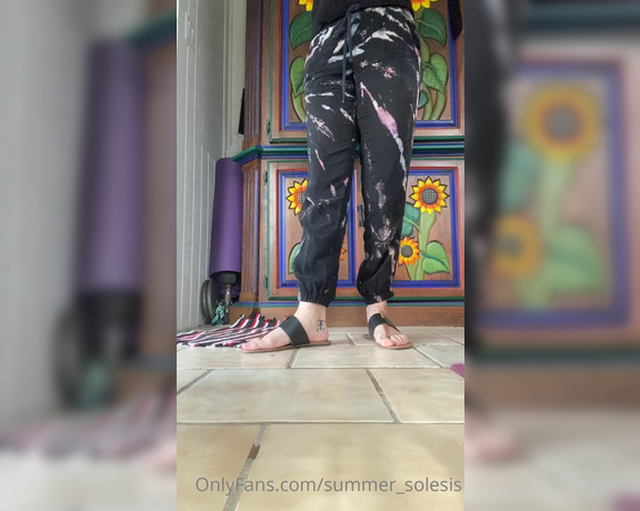 Summer Solesis aka Summer_solesis OnlyFans - Sweaty sandal play 1