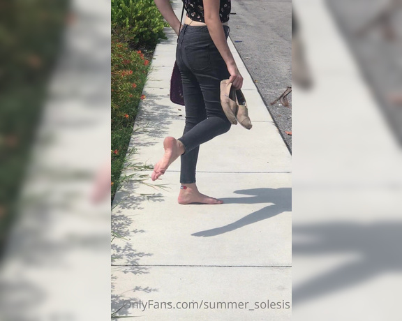 Summer Solesis aka Summer_solesis OnlyFans - Side street bare footin