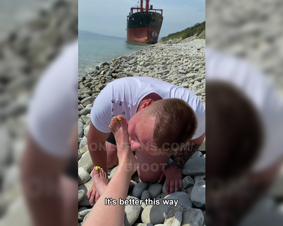 YGoddess aka Ygfoot OnlyFans - My little slave is licking my feet near the sea