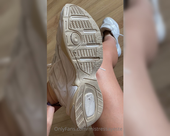 Mistress Sayeste aka Mistressayeste OnlyFans - Sweaty socks after sports spor sonras terli oraplar