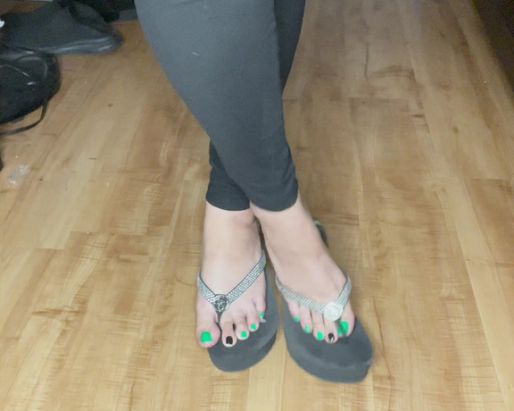 Natasha aka Vibez3 OnlyFans - Meh wasn’t gonna post I just wanted to play around in these shoes but I know someone out there lov