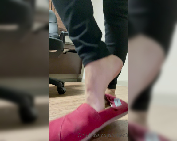 Natasha aka Vibez3 OnlyFans - Some shoe play in my sticky sweaty toms you can hear the sticks