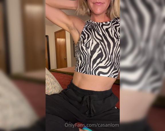 Casanlom aka Casanlom OnlyFans - Showing off my hairy armpits Sound is on but I don’t say anything Just some sniffing, smiling,