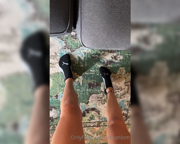 Casanlom aka Casanlom OnlyFans - A random video of me walking around in socks Some cute feet are hiding in there